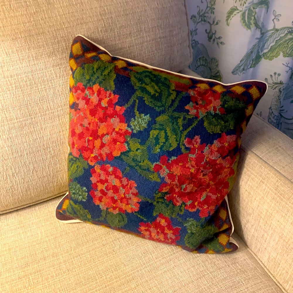 Beautiful hand stitched pillow cover throw pillow with zipper NEW